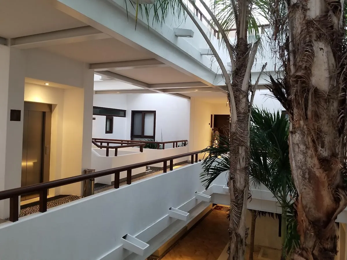아파트 Luxury 2 Bedroom Bahia Principe Condo 아쿠말